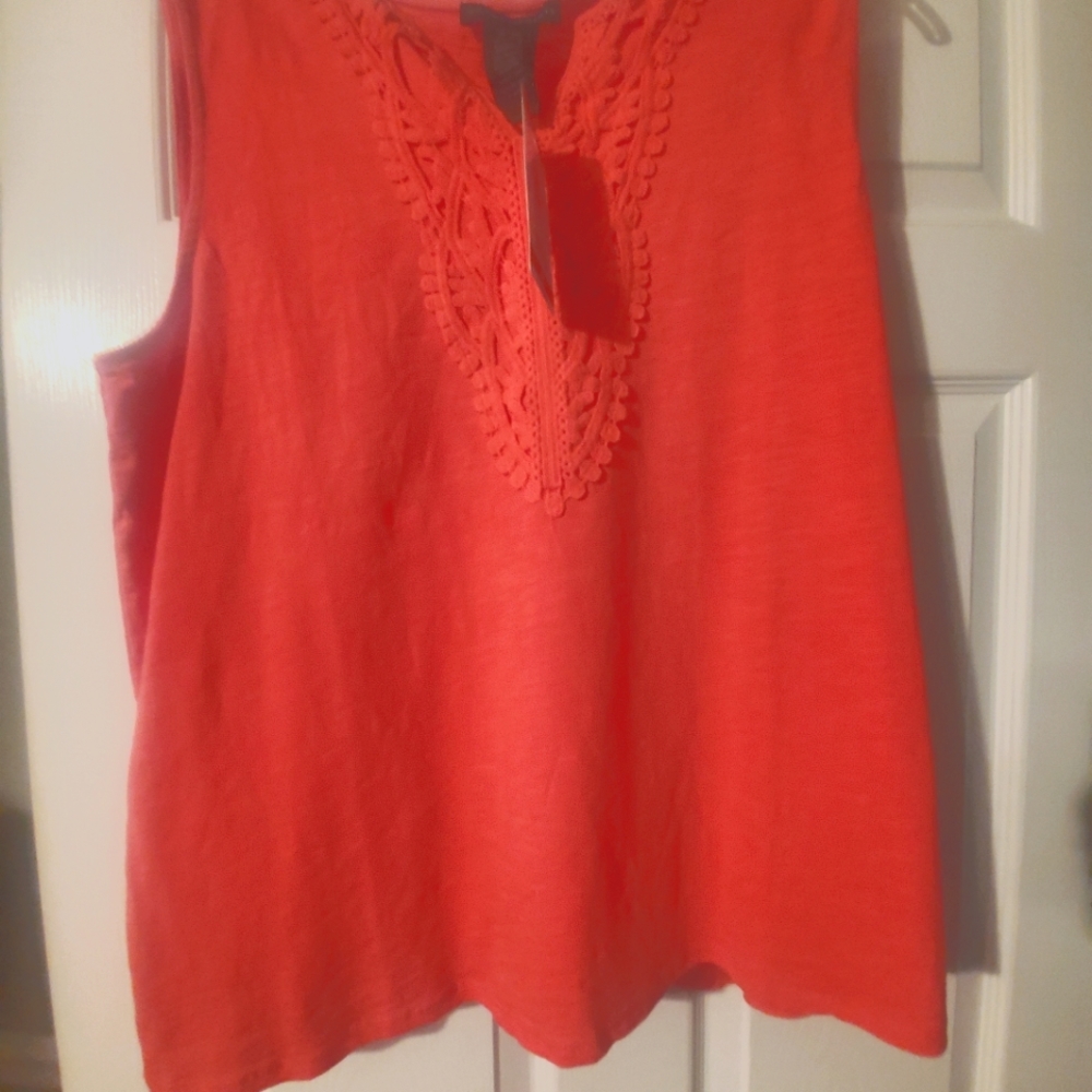 NWT Grace elements top. XL. Coral.